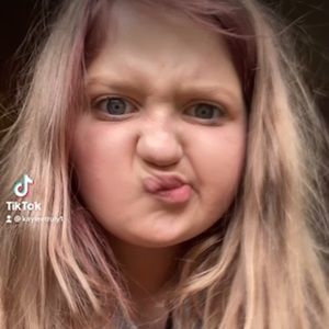 Meet your Posher, Kaylee